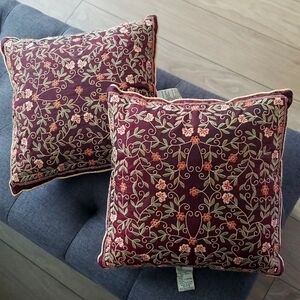 Vintage Victorian Embroidered Accent Pillows Pair